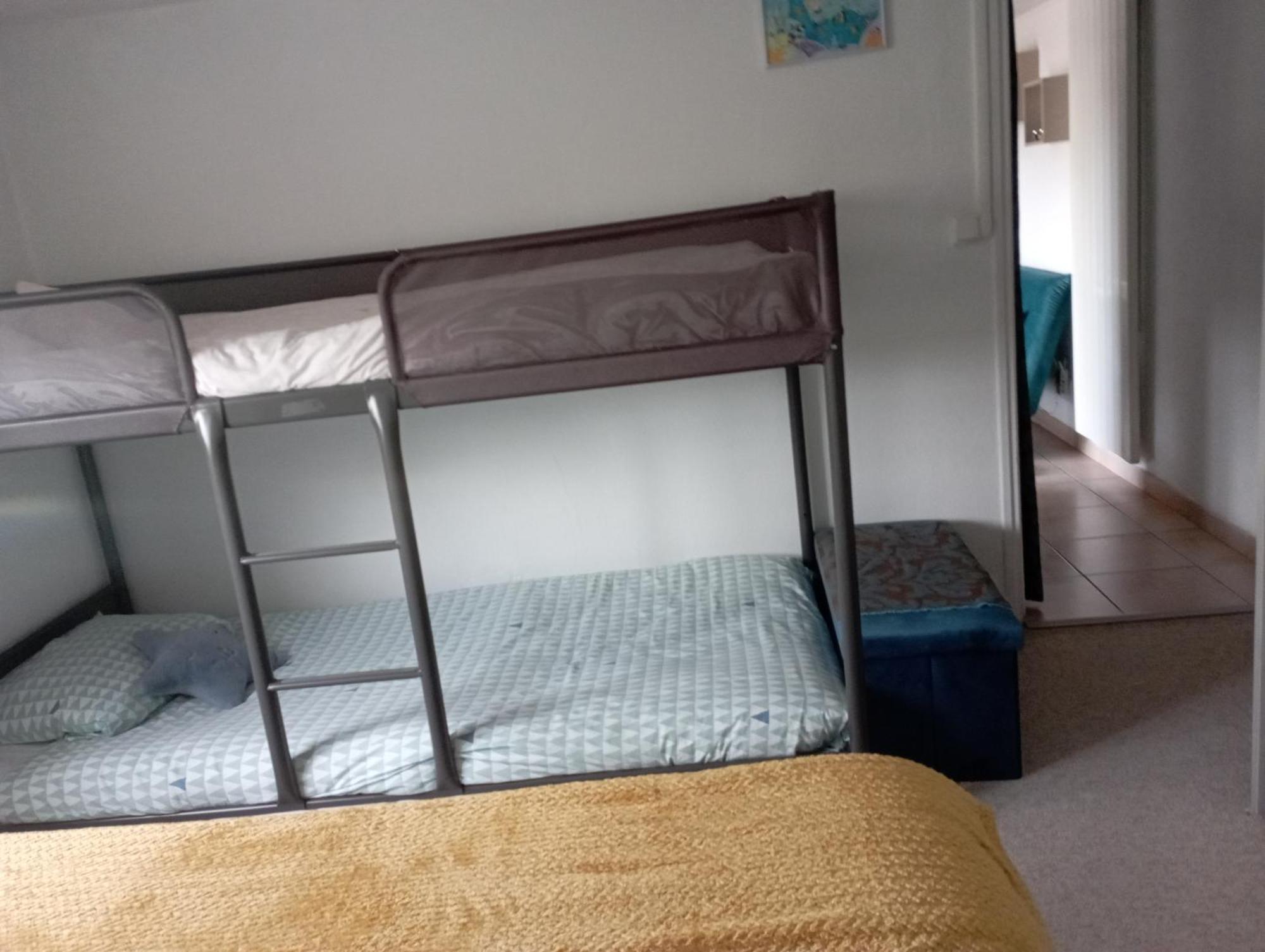 F1 Independant Rez De Jardin Proche De Vichy Petits Dej Compris Homestay Bellerive-sur-Allier
